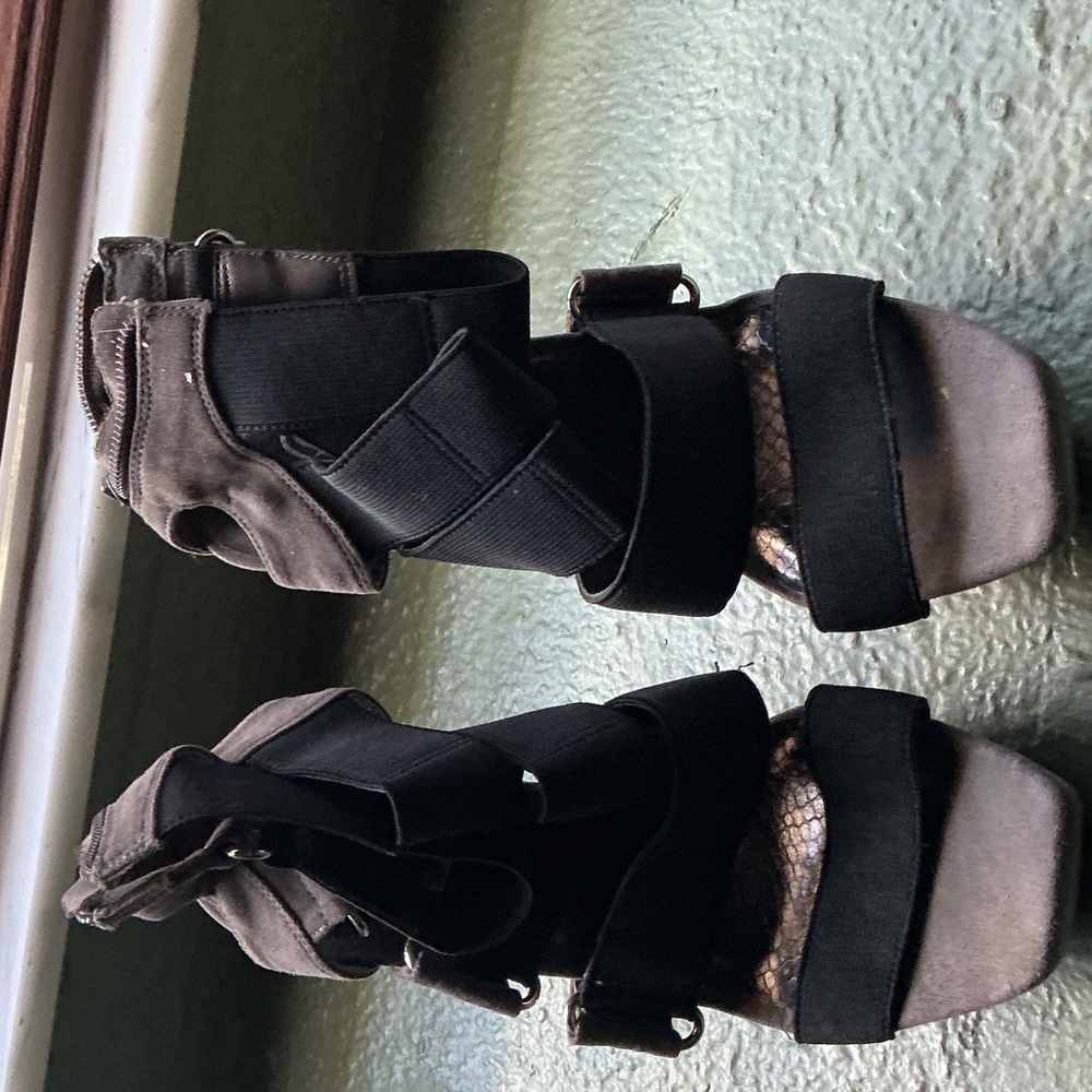 Jessica Simpson Black Strappy Heels